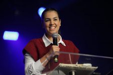 mudanca:-conflito-de-agenda-altera-datas-do-porto-belo-gospel